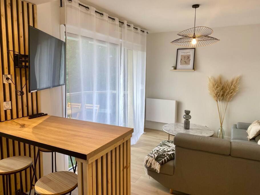 L'Alcove - T2 Calme, Terrasse & Parking Prive Apartamento Castres  Exterior foto